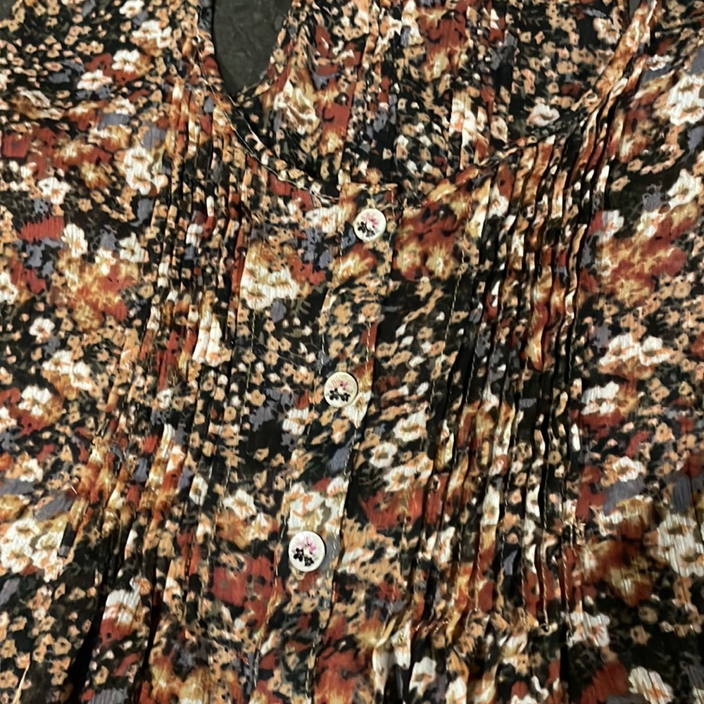 American Rag blouse - Picture 10 of 13